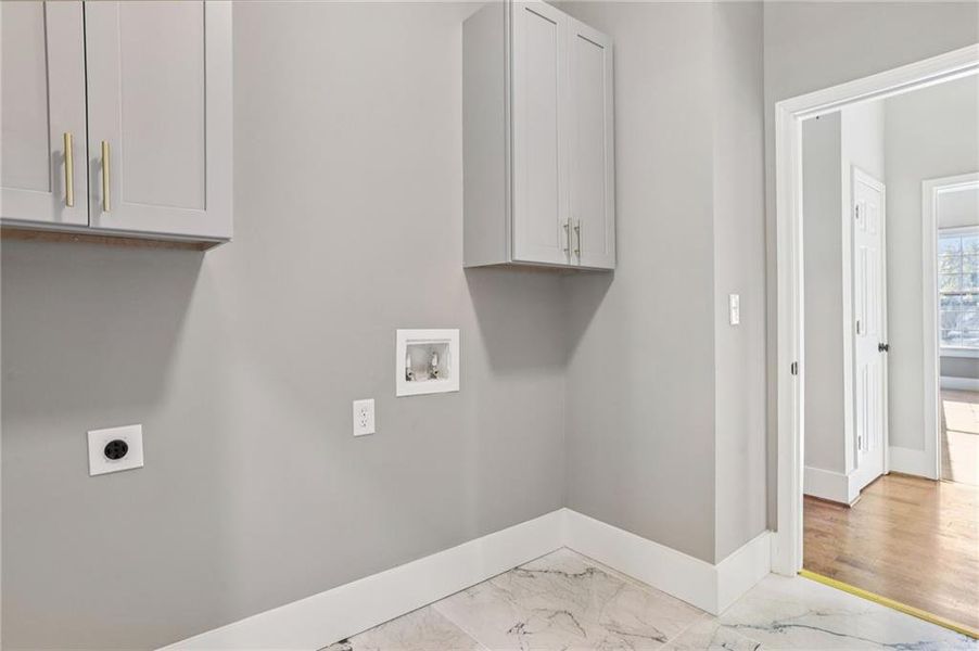 Spacious, unfurnished interior of a new home in , Lilburn (Image 26).