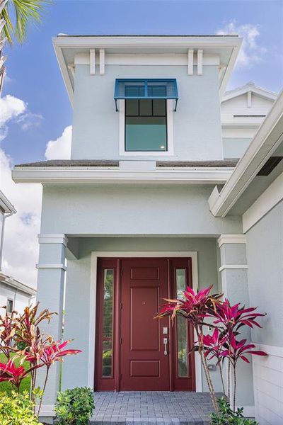 Exterior details and patio area of a home in Tesoro Club, Port St. Lucie (Image 3).