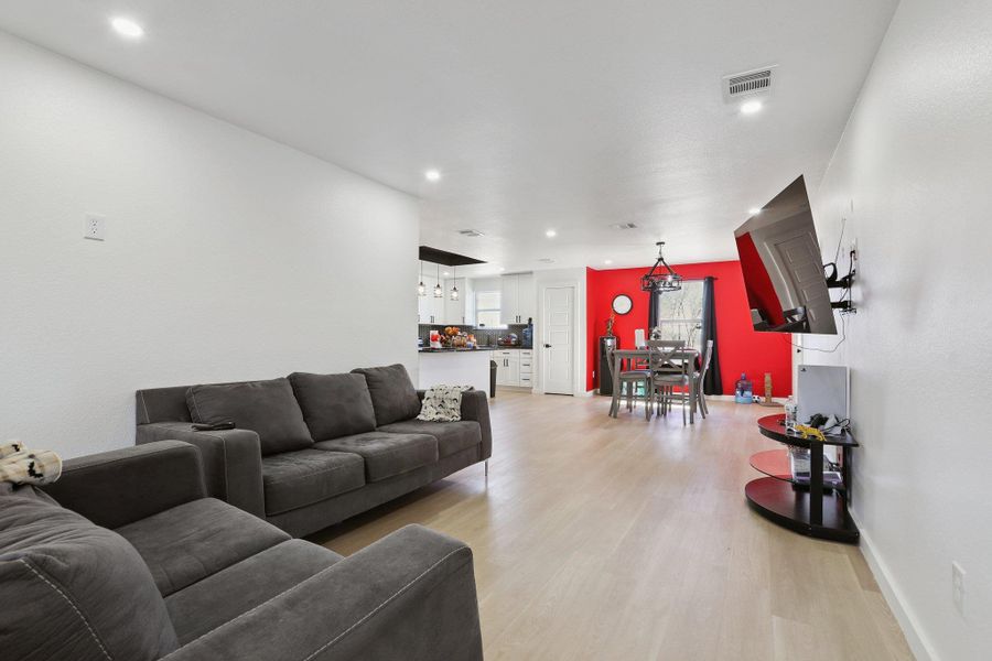 Furnished interior view inside a new home in , Dale (Image 14).