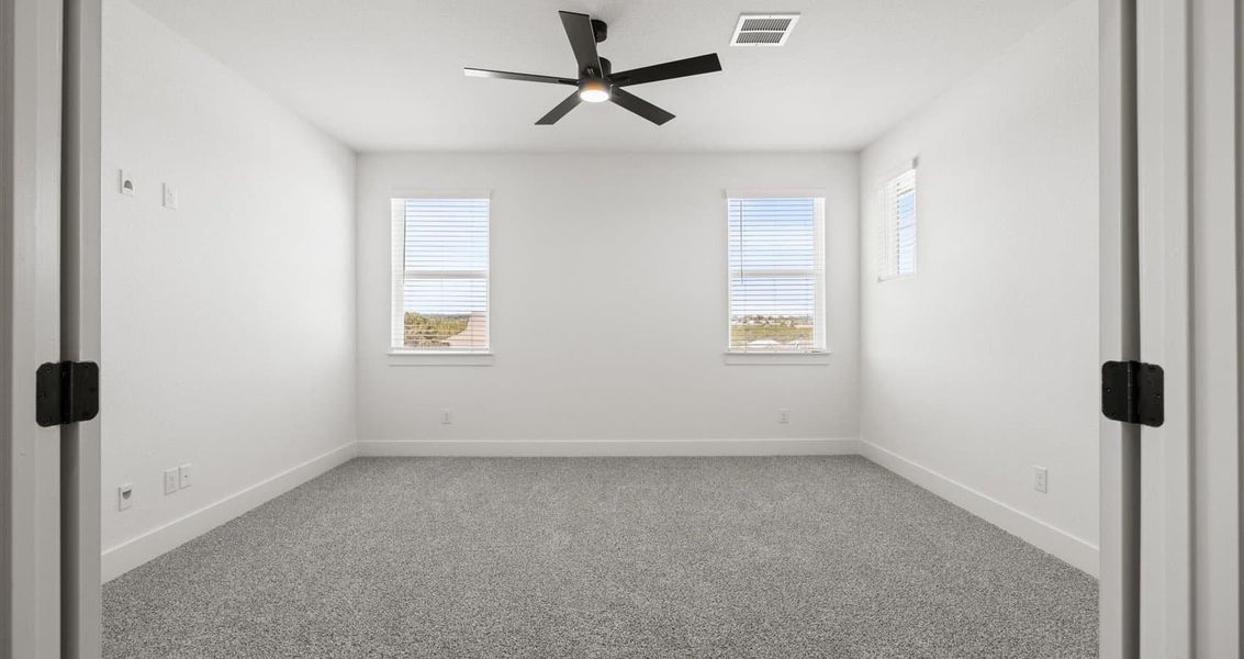 Spacious, unfurnished interior of a new home in Sweetwater, Austin (Image 23).