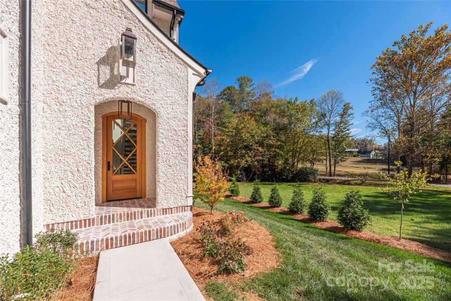 Westminster Cottage - Door