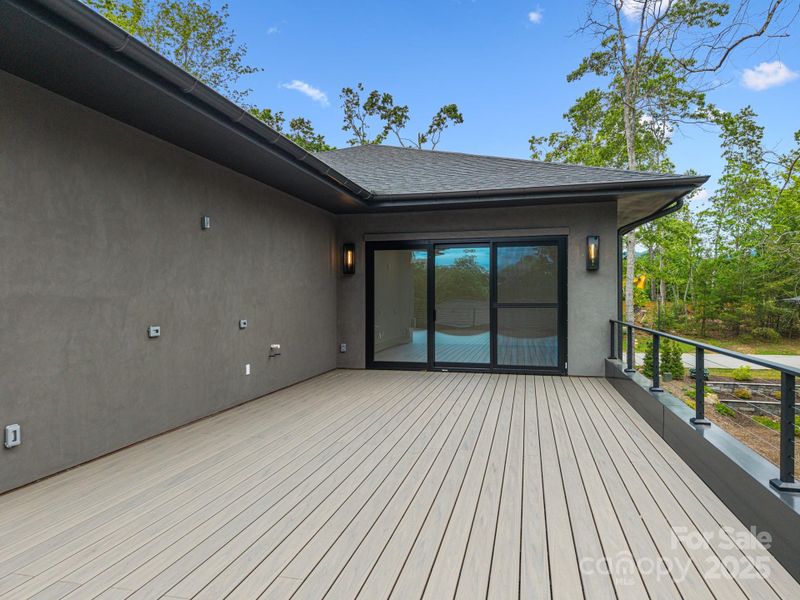 Image 40 of a home in .