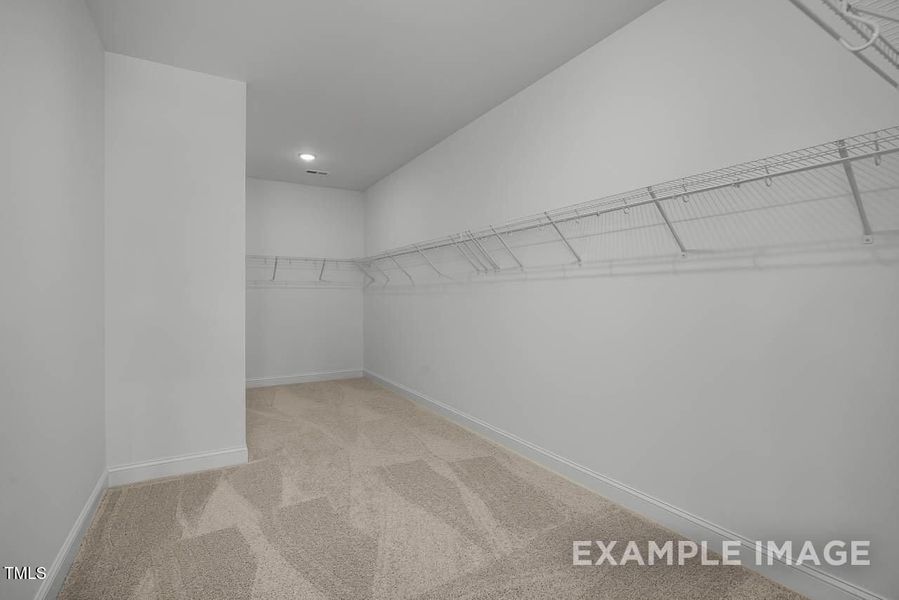 Spacious, unfurnished interior of a new home in Laneridge Estates, Raleigh (Image 8).