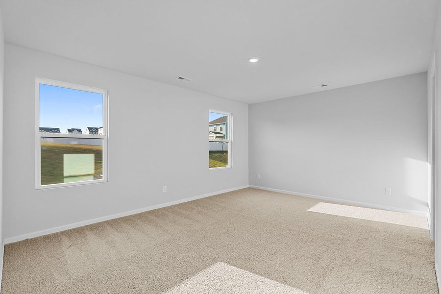Spacious, unfurnished interior of a new home in Hanes Lake, Winston-Salem (Image 28). Spacious, unfurnished interior of a new home in Hanes Lake, Winston-Salem (Image 28).