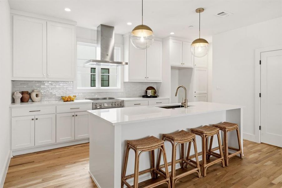 Furnished interior view inside a new home in , Dallas (Image 34).