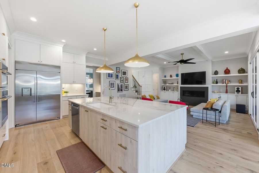 2812 theresa eileen way-20