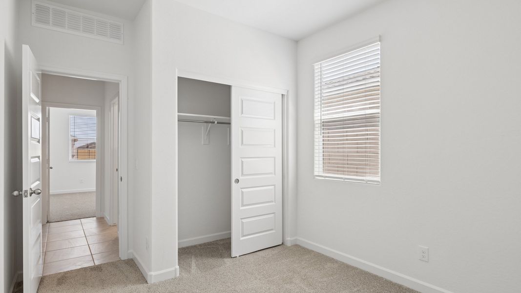 Spacious, unfurnished interior of a new home in Quail Ranch, San Tan Valley (Image 19). Spacious, unfurnished interior of a new home in Quail Ranch, San Tan Valley (Image 19).