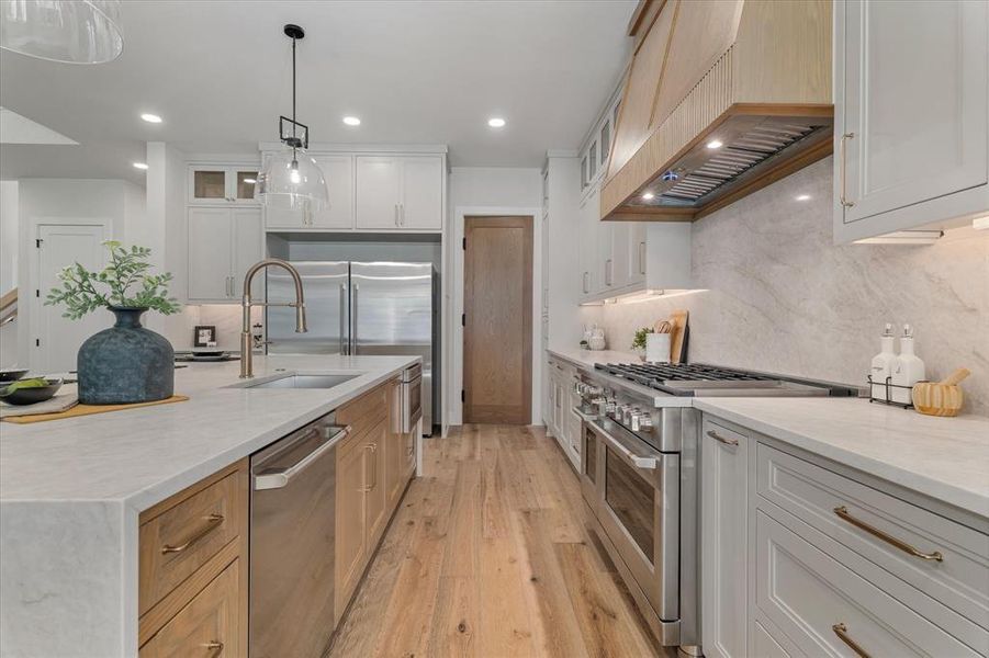 Furnished interior view inside a new home in , Southlake (Image 13).