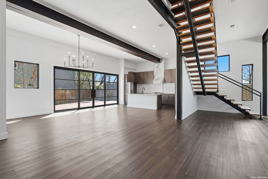 Spacious, unfurnished interior of a new home in , San Antonio (Image 35).