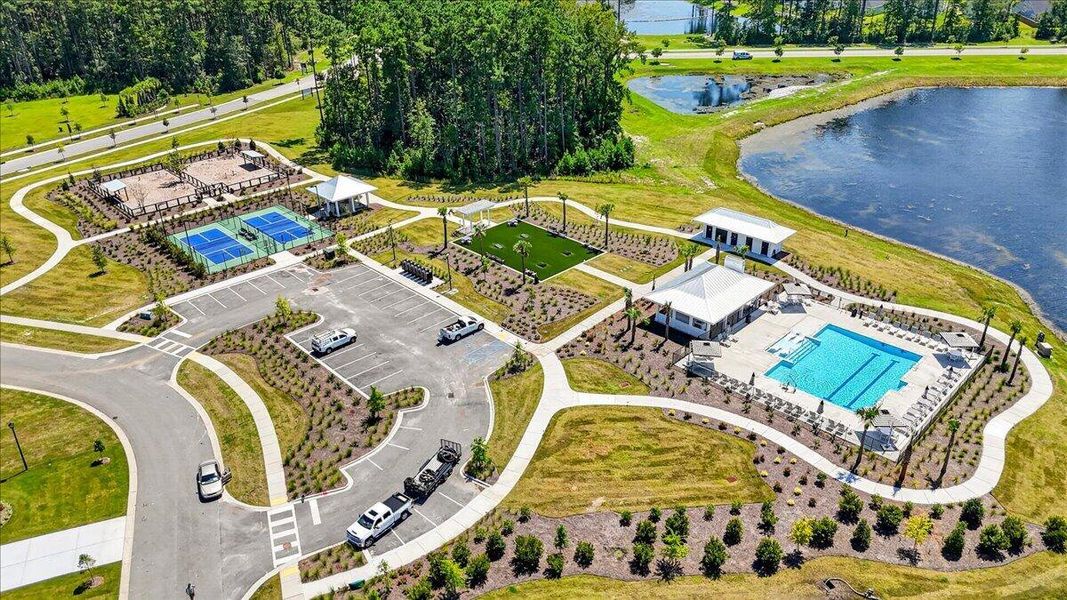 Community amenities in Summerwind Crossing at Lakes of Cane Bay, Summerville (Image 46).
