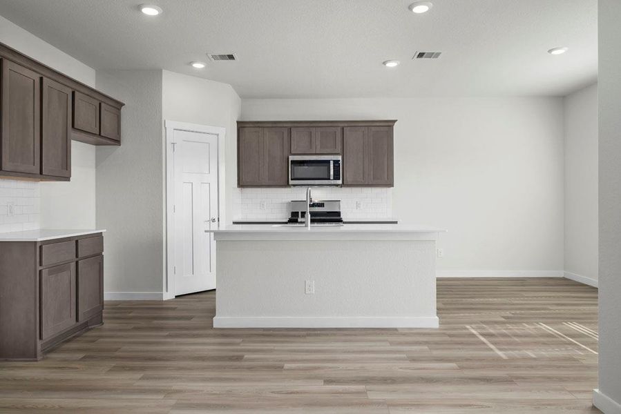 Furnished interior view inside a new home in West Canyon Trails, Belton (Image 7). Furnished interior view inside a new home in West Canyon Trails, Belton (Image 7).