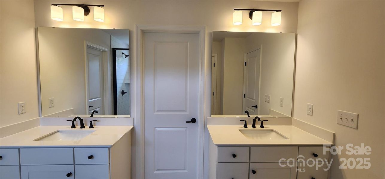 Furnished interior view inside a new home in Lakeside Glen, York (Image 8).