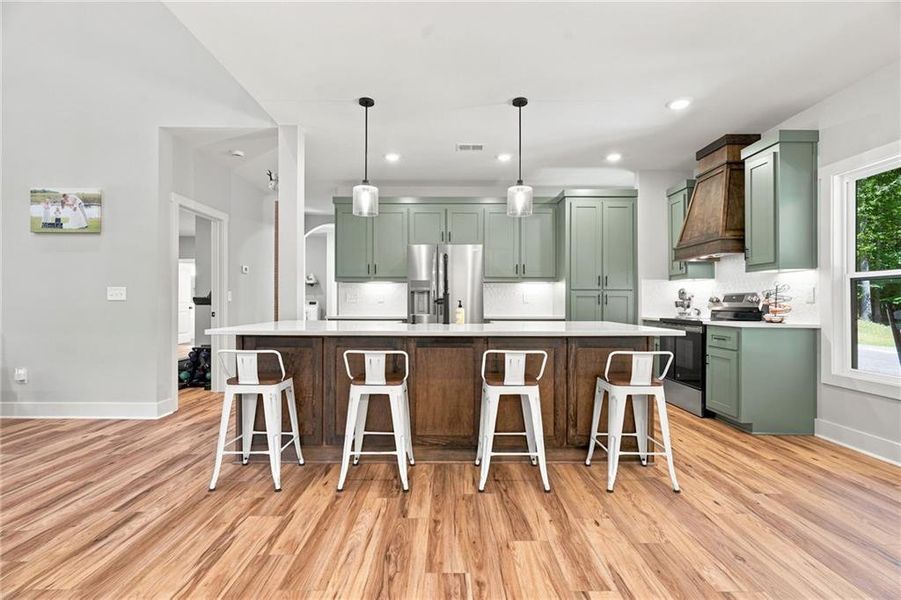 Furnished interior view inside a new home in , Jasper (Image 13).