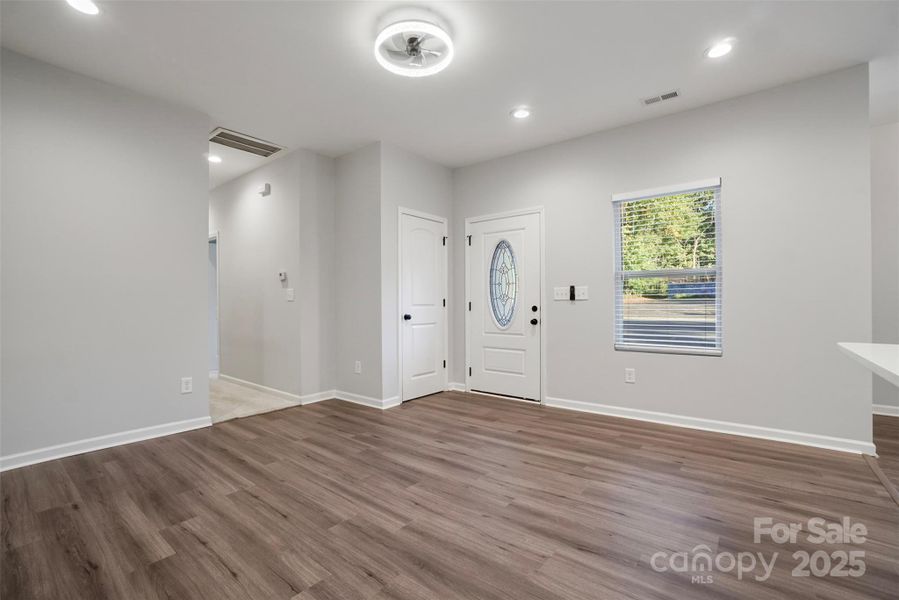 Spacious, unfurnished interior of a new home in , Charlotte (Image 16).