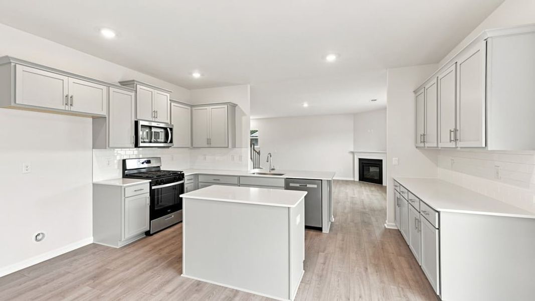 Furnished interior view inside a new home in Hunters Ridge, Woodruff (Image 9).