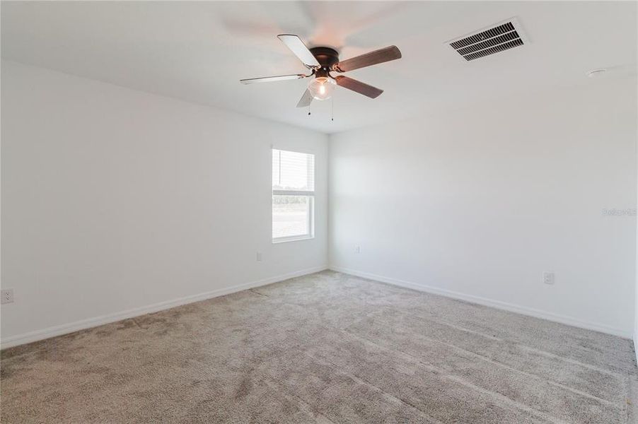 Spacious, unfurnished interior of a new home in Peace Creek Reserve, Winter Haven (Image 24). Spacious, unfurnished interior of a new home in Peace Creek Reserve, Winter Haven (Image 24).