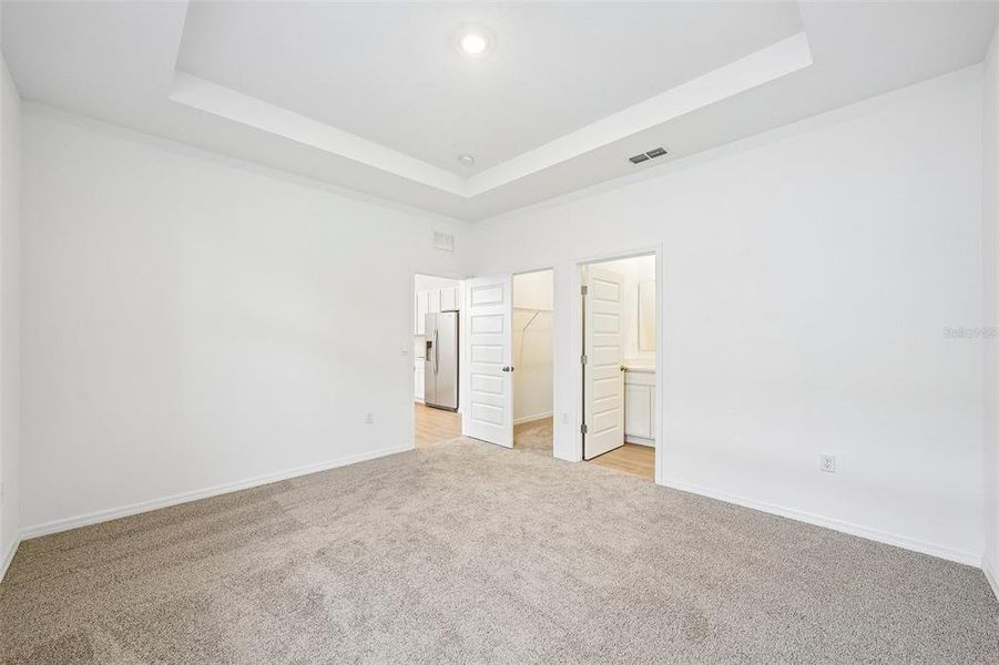 Spacious, unfurnished interior of a new home in , Lakeland (Image 44).