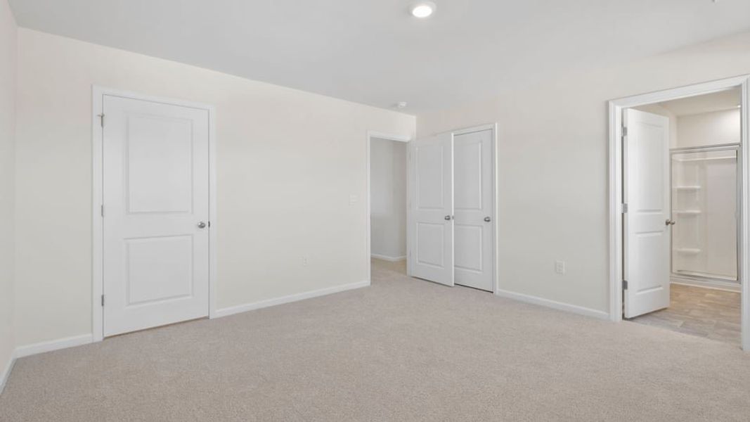 Spacious, unfurnished interior of a new home in Woodglen, Piedmont (Image 24). Spacious, unfurnished interior of a new home in Woodglen, Piedmont (Image 24).