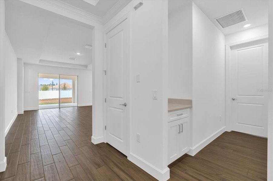 Spacious, unfurnished interior of a new home in , Kissimmee (Image 20). Spacious, unfurnished interior of a new home in , Kissimmee (Image 20).