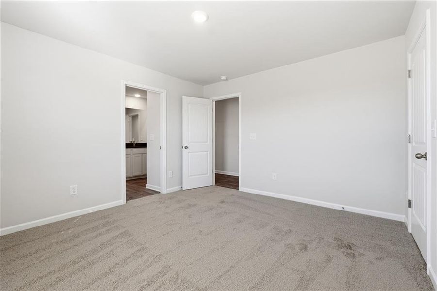 Spacious, unfurnished interior of a new home in Jones Crossing, Hogansville (Image 11). Spacious, unfurnished interior of a new home in Jones Crossing, Hogansville (Image 11).