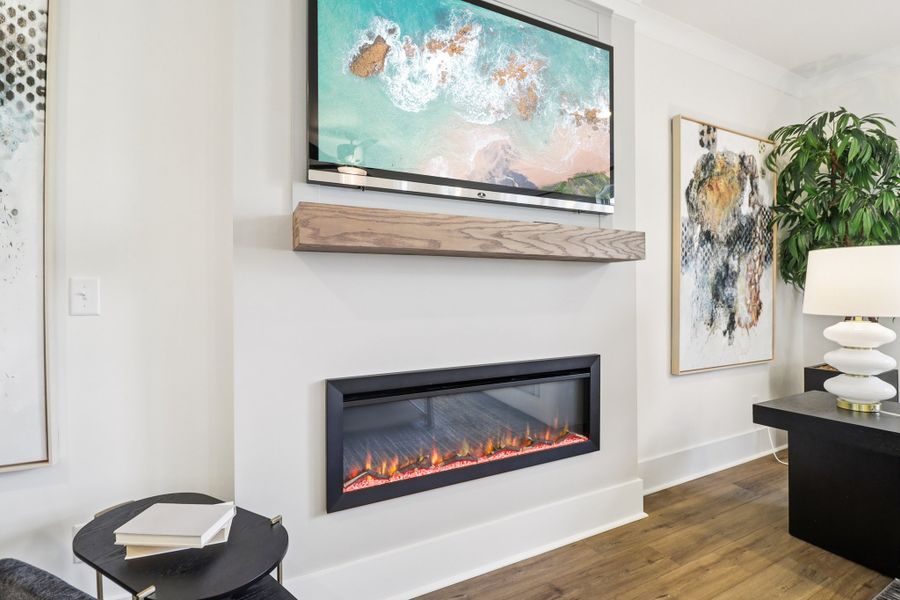 Representative furnished interior of a home built from the Bradley II by Great Southern Homes in Sedona, Greenville (Image 99).