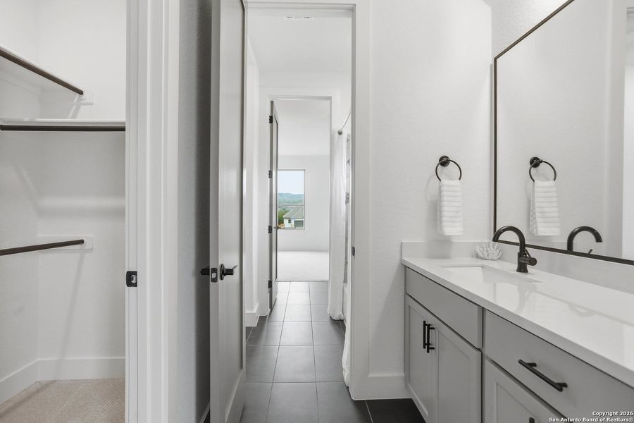 Furnished interior view inside a new home in Kinder Ranch - 70', San Antonio (Image 30).