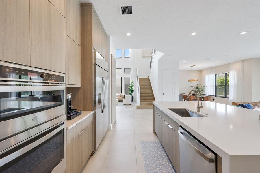 9682 Juniper Bay Ave - 18.jpg-SMALL