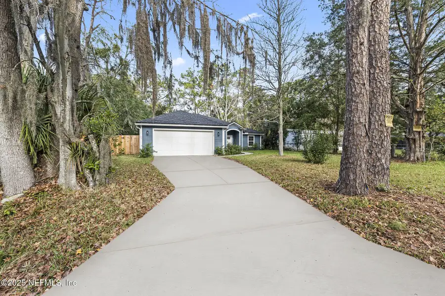 Front exterior of a new home in , Jacksonville, FL, highlighting curb appeal (Image 1). Front exterior of a new home in , Jacksonville, FL, highlighting curb appeal (Image 1).