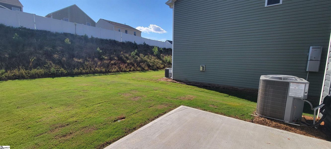 Front exterior of a new home in Hazelwood, Boiling Springs, SC, highlighting curb appeal (Image 17). Front exterior of a new home in Hazelwood, Boiling Springs, SC, highlighting curb appeal (Image 17).