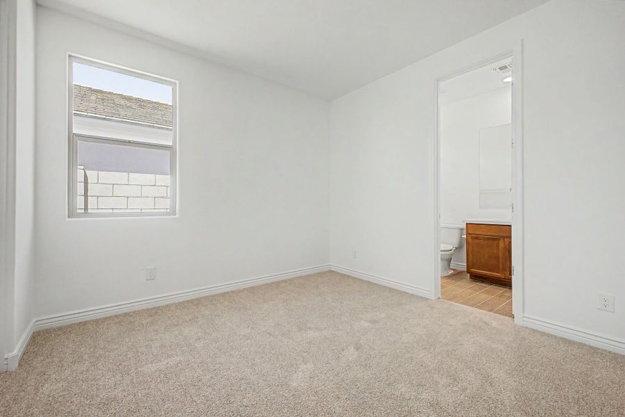 Spacious, unfurnished interior of a new home in Miravida, Surprise (Image 13).