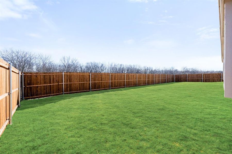 Exterior details and patio area of a home in Waverly Estates, Josephine (Image 23).