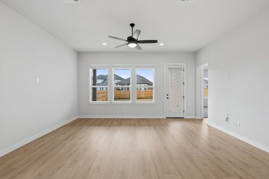 Spacious, unfurnished interior of a new home in Arbor Collection at Heritage, Dripping Springs (Image 22).