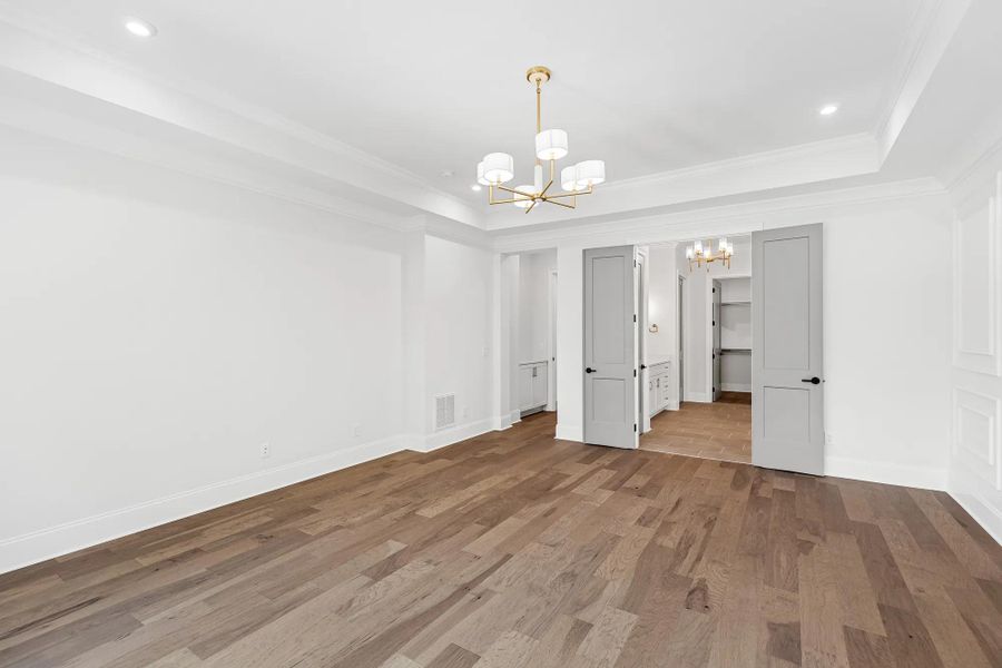 The Rutledge B Primary Suite