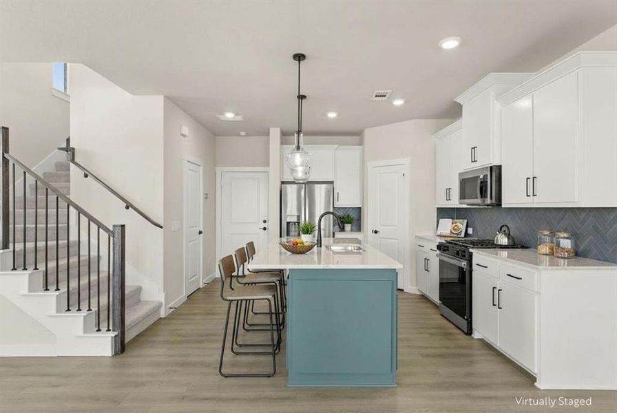 2001 Aldrich Mews kitchen Hawthorne (7)