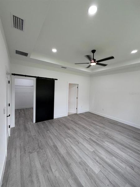 Spacious, unfurnished interior of a new home in , Summerfield (Image 45).