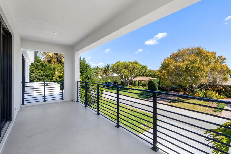 BALCONY_1_DT