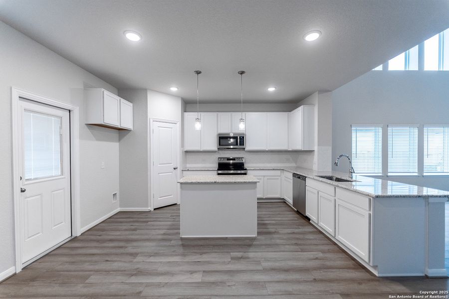 Furnished interior view inside a new home in Cloud Country, New Braunfels (Image 8).