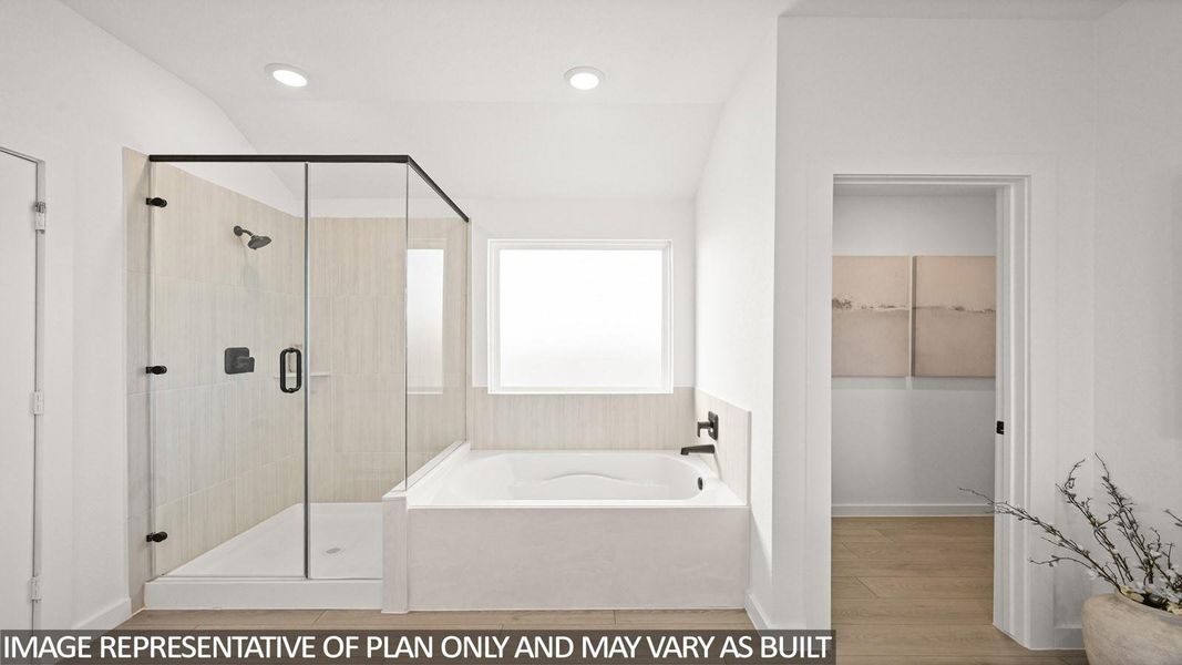 Furnished interior view inside a new home in Riverside Estates, Mont Belvieu (Image 30).