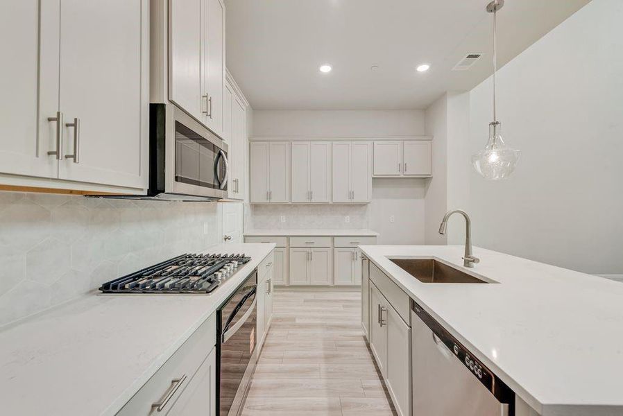 Furnished interior view inside a new home in , Frisco (Image 12).