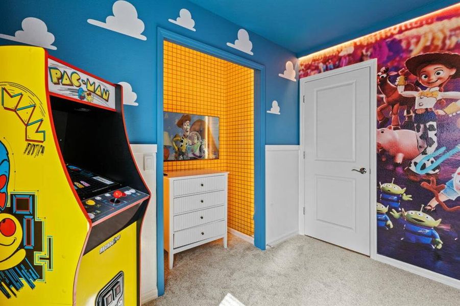 Image 37 of a home in .