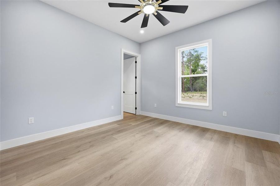 Spacious, unfurnished interior of a new home in , Dunnellon (Image 40). Spacious, unfurnished interior of a new home in , Dunnellon (Image 40).