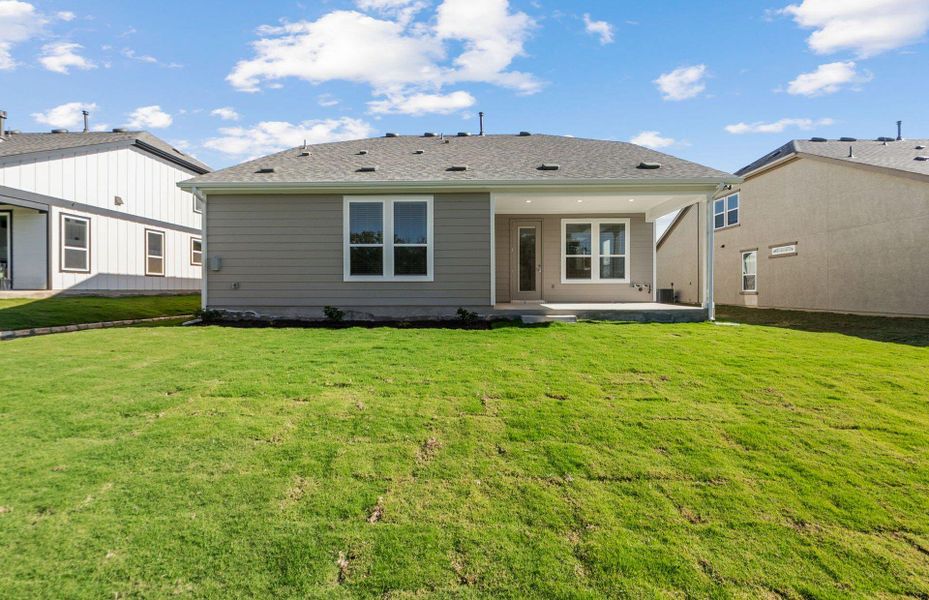 Exterior details and patio area of a home in Sun City Texas, Georgetown (Image 20). Exterior details and patio area of a home in Sun City Texas, Georgetown (Image 20).