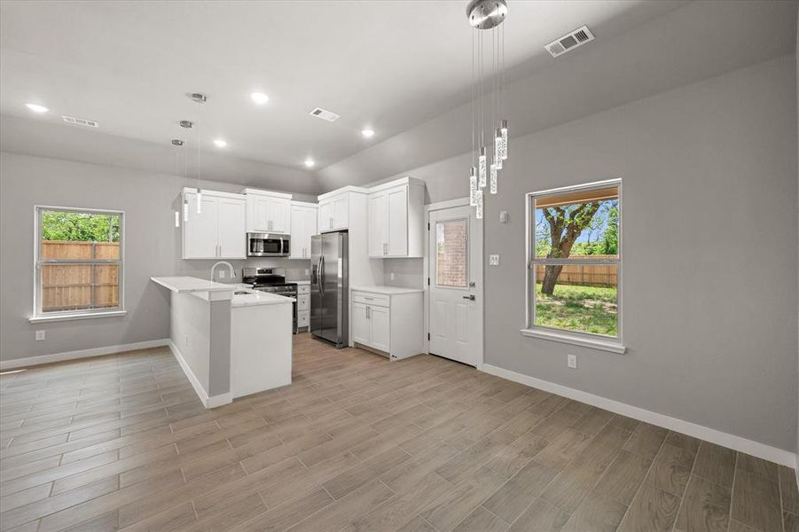 Furnished interior view inside a new home in , Kerens (Image 11).