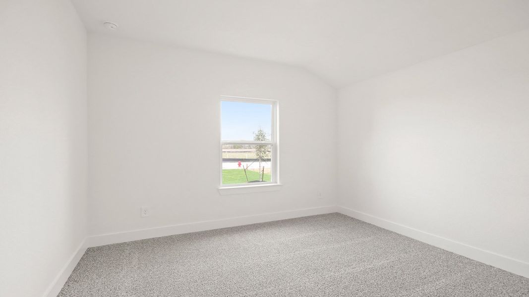 Spacious, unfurnished interior of a new home in Riverside Estates, Mont Belvieu (Image 21).