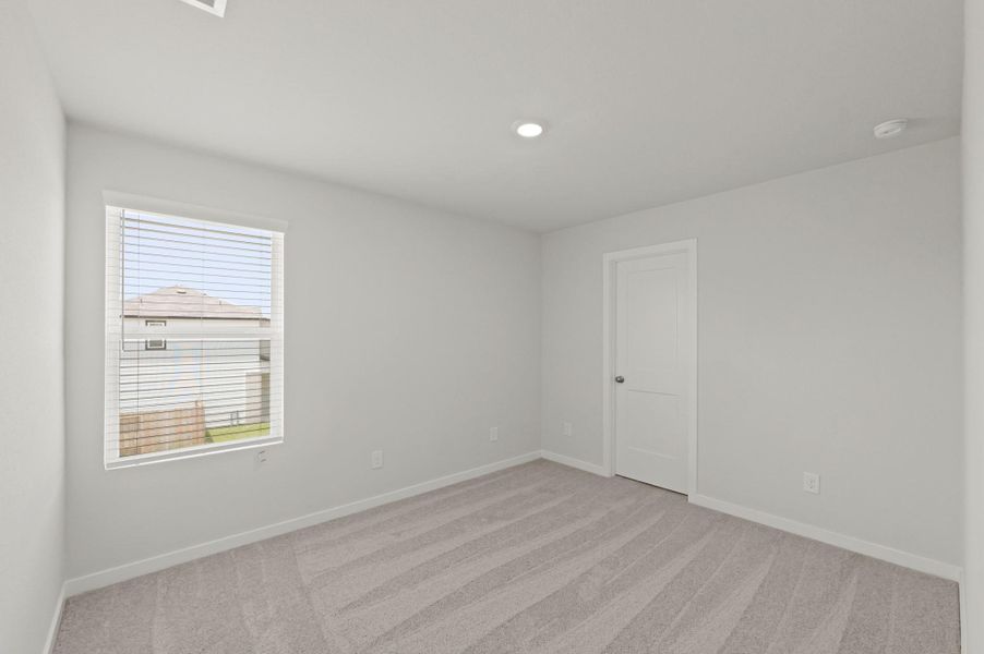 Spacious, unfurnished interior of a new home in Sherwood Glen, Conroe (Image 12). Spacious, unfurnished interior of a new home in Sherwood Glen, Conroe (Image 12).
