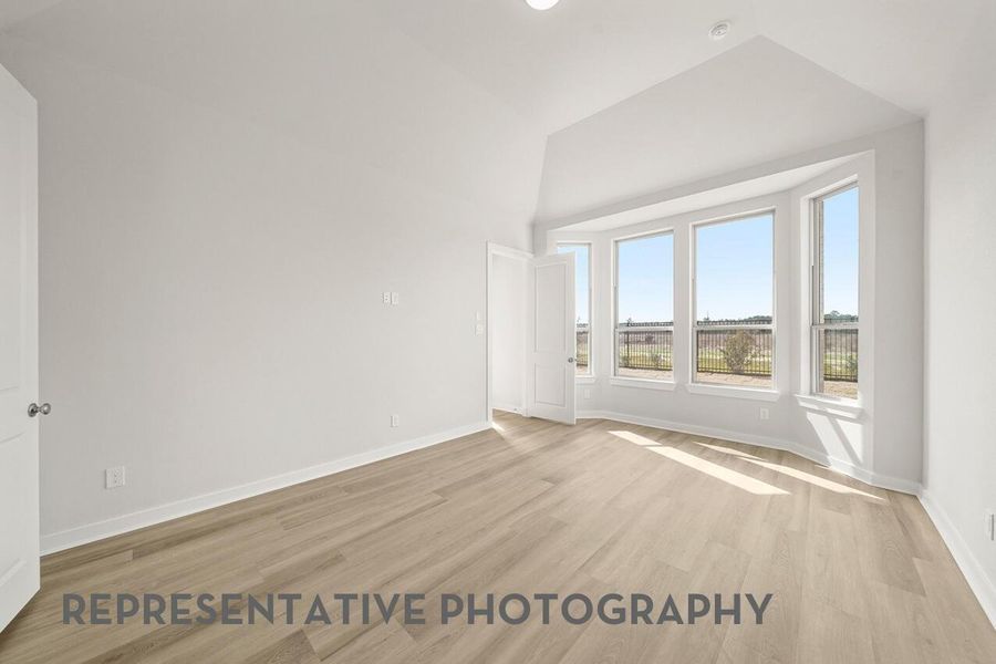 Spacious, unfurnished interior of a new home in The George, Richmond (Image 12).