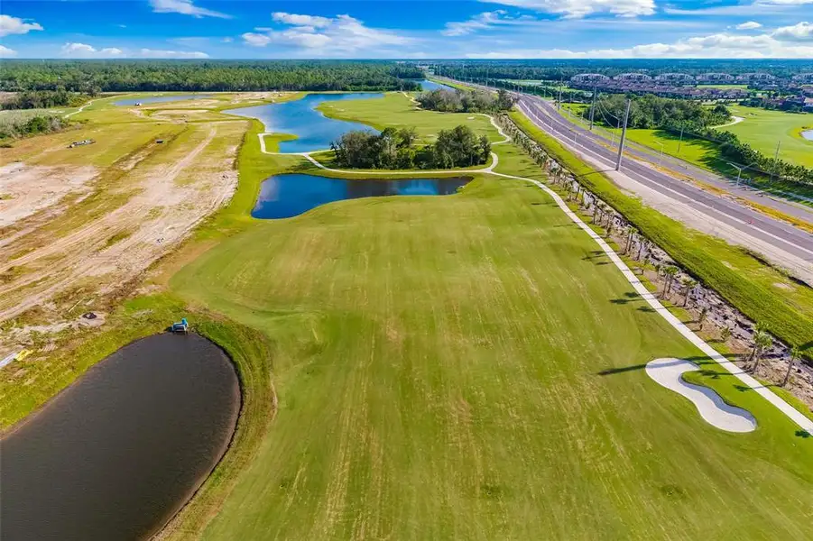Natural landscape and outdoor views near Calusa Country Club in Lakewood Ranch (Image 45).