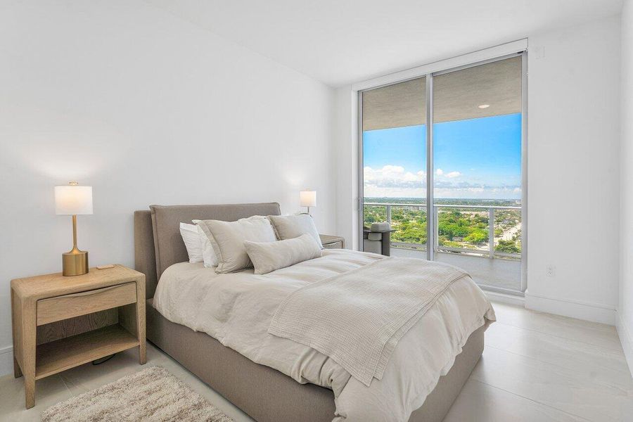016-220LakeShoreDrive-2109-LakePark-FL-3