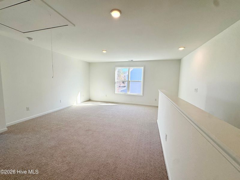 Spacious, unfurnished interior of a new home in Terrapin, Leland (Image 29).