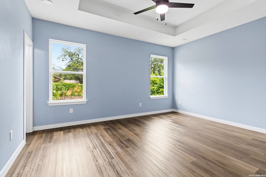 Spacious, unfurnished interior of a new home in , San Antonio (Image 17).